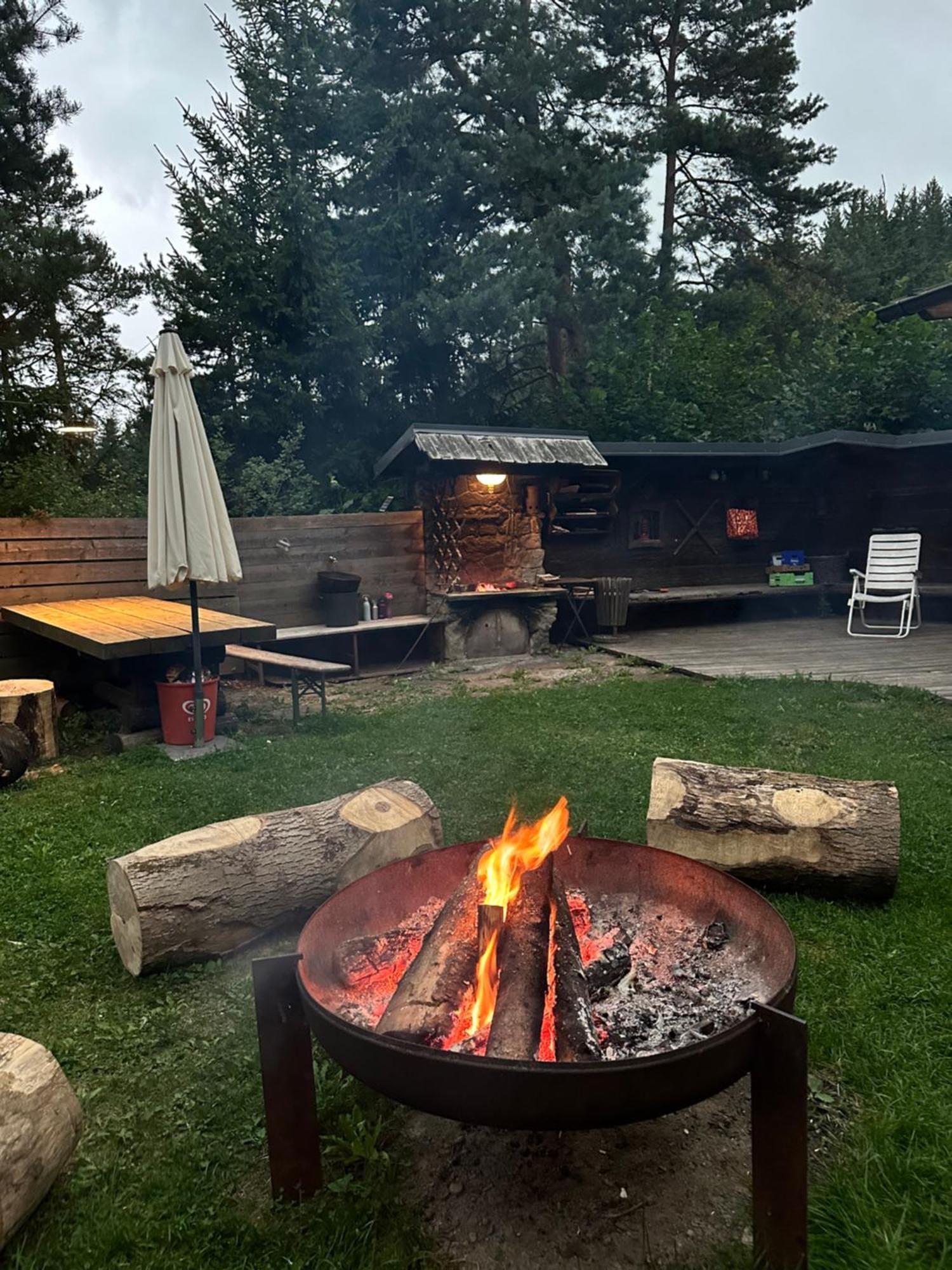 Ferienhaus Im Wald Edelschrott Екстериор снимка