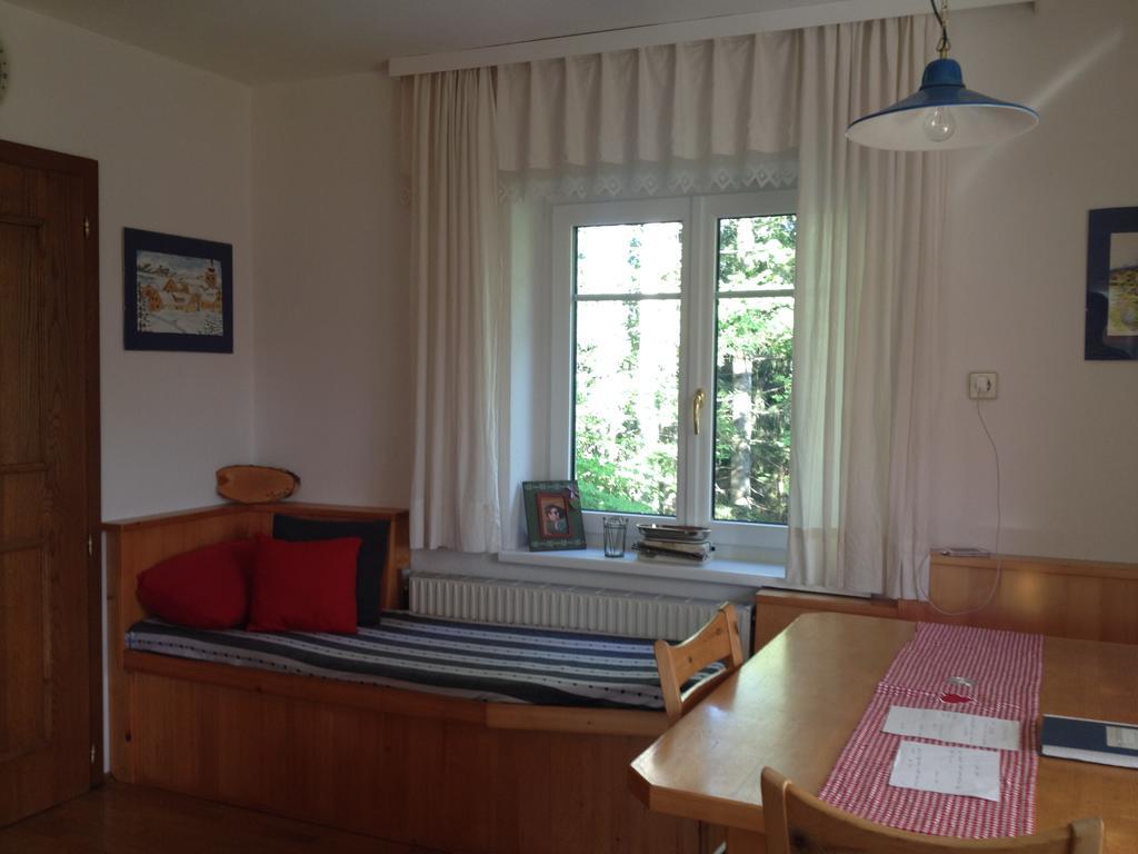 Ferienhaus Im Wald Edelschrott Екстериор снимка
